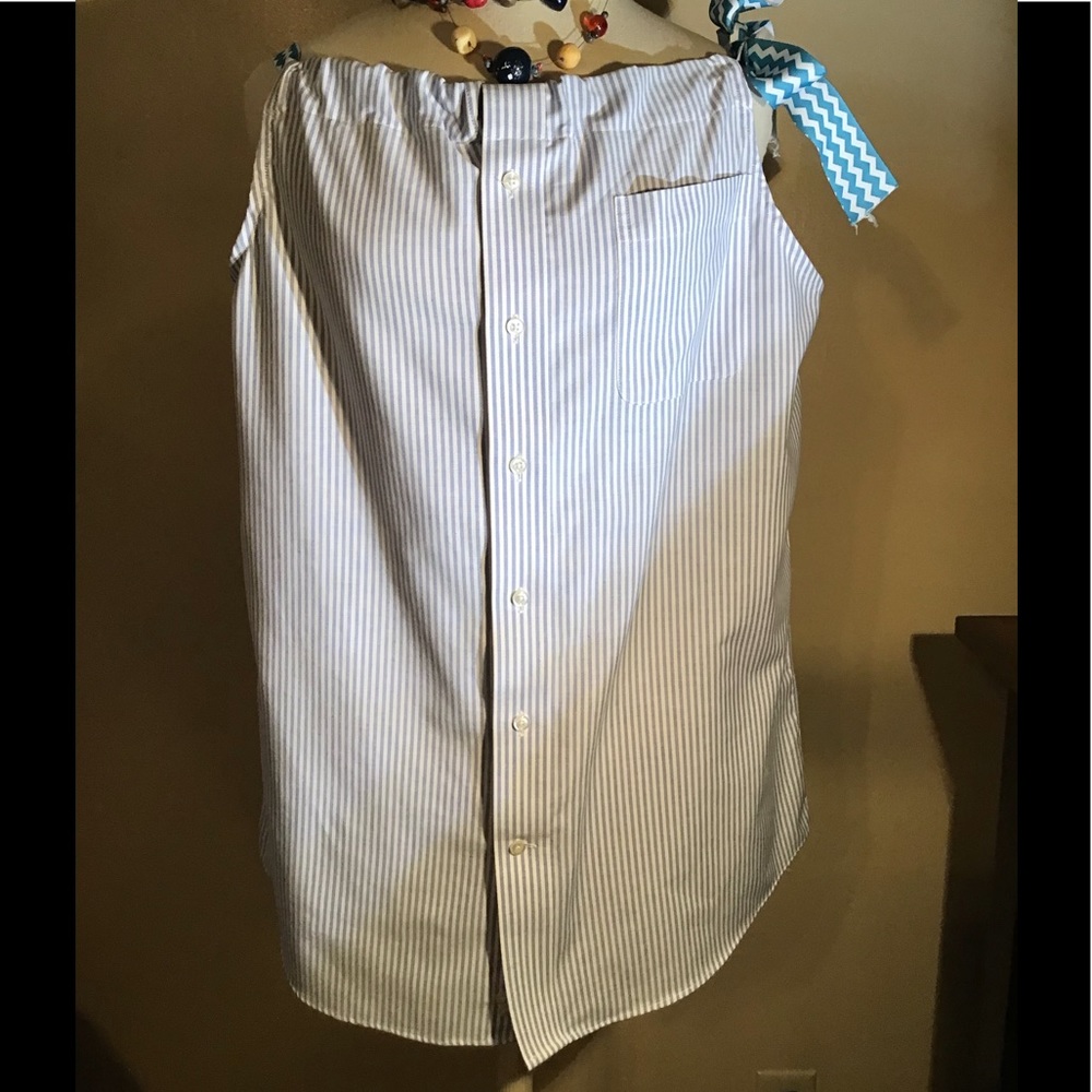 Women’s sleeveless top fashioned from a men’s size large shirt ,blue&white